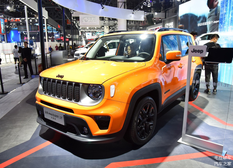 13t智能四驱新款jeep自由侠能越野的小型suv