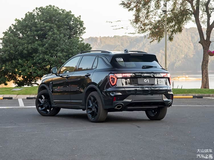 换装沃尔沃20t8at售1798万元起2021款领克01正式上市