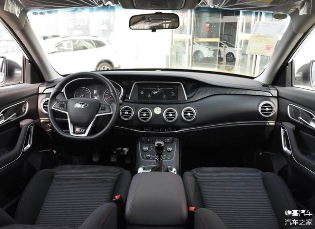 内饰方面,新款瑞风s7的内饰很高端,大气.