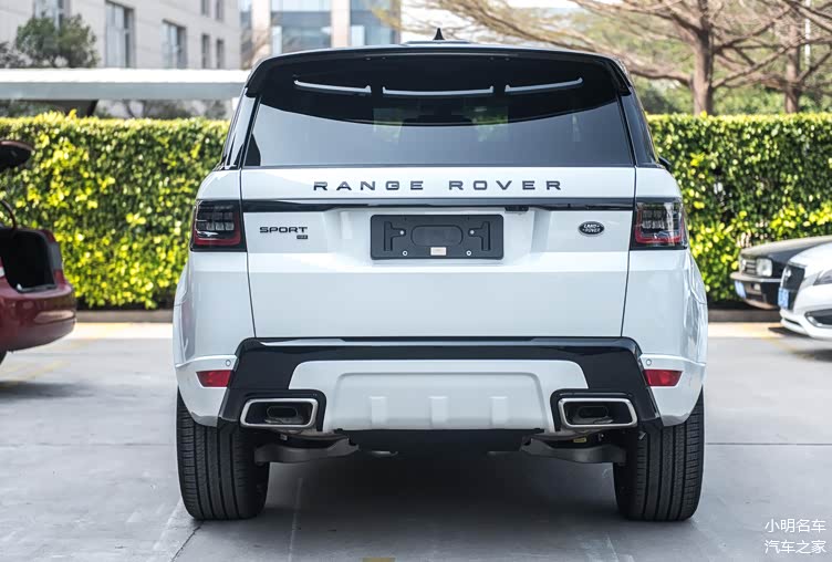 厦门路虎揽胜运动版2021款30l6耀黑版实车美拍