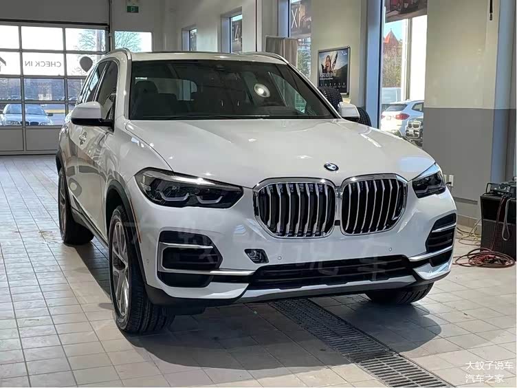 2022款宝马x5xdrive40i海外版最帅宝马颜值担当