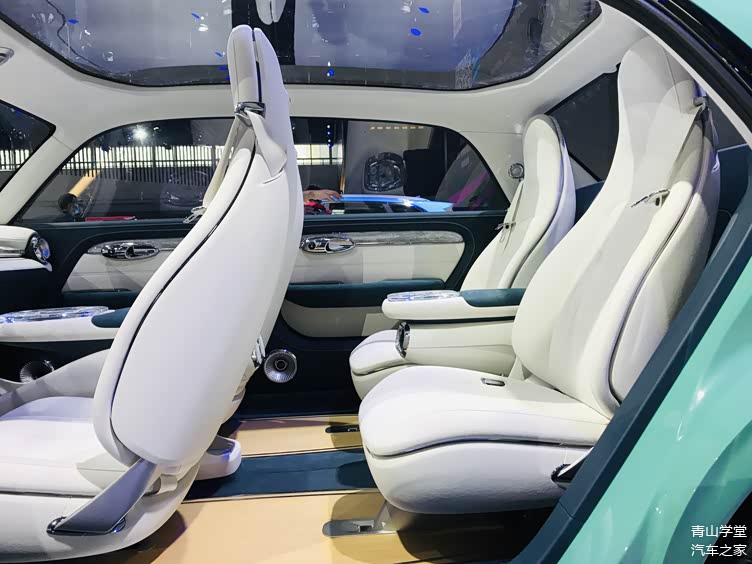 潮派内饰商用电装炮正式上市,乘用版电装炮开启预售北京车展现场,长城