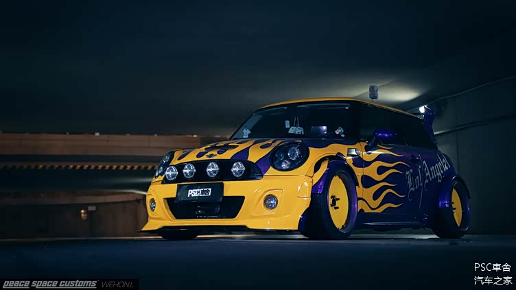 火焰涂装和剪刀门,被美国文化占据的英国车_车家号_发现车生活_汽车之