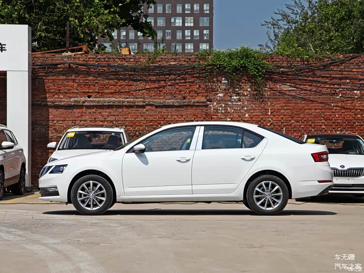 1099万起售新款斯柯达明锐上市掀背式后尾门同级少有