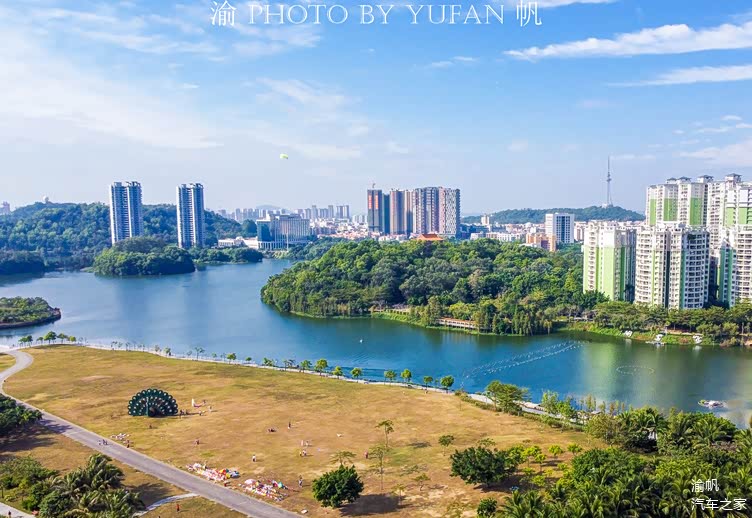 但阳江的城市环境还是给我留下了极为深刻的印象,在鸳鸯湖公园,我们