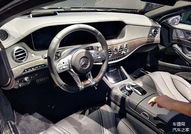 最后的奔驰amgv12限量130台配古铜色轮毂马力630匹