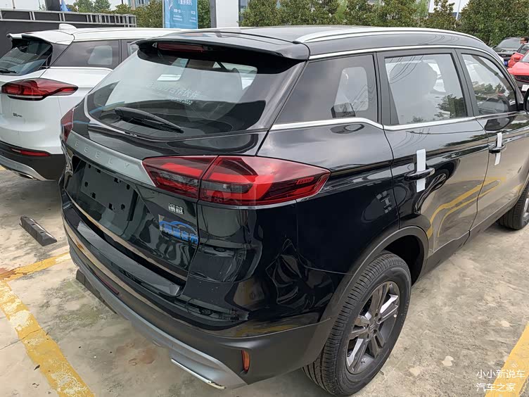 2021款吉利博越百万版到店黑色涂装少见18t动力强价格降了