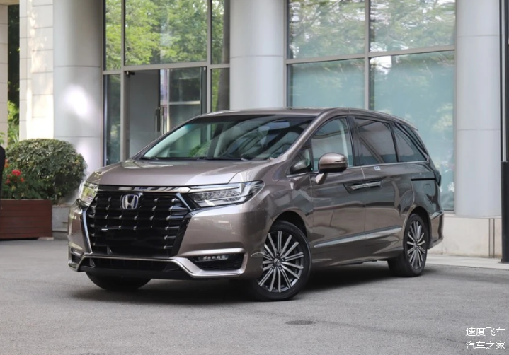 我承认被圈粉了2022款东本艾力绅来了