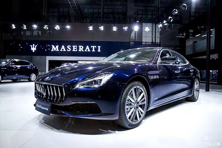 玛莎拉蒂携全球限量版ghibli亮相广西东盟国际汽车展