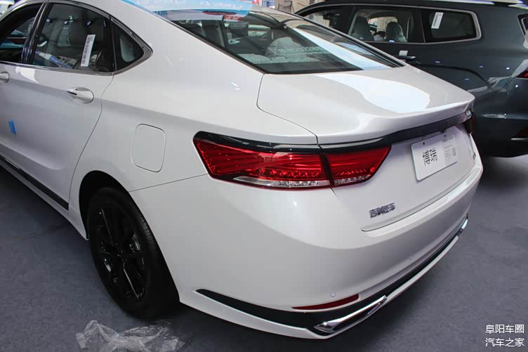 2021款吉利博瑞到店外观沉稳大方内饰上档次配18t发动机