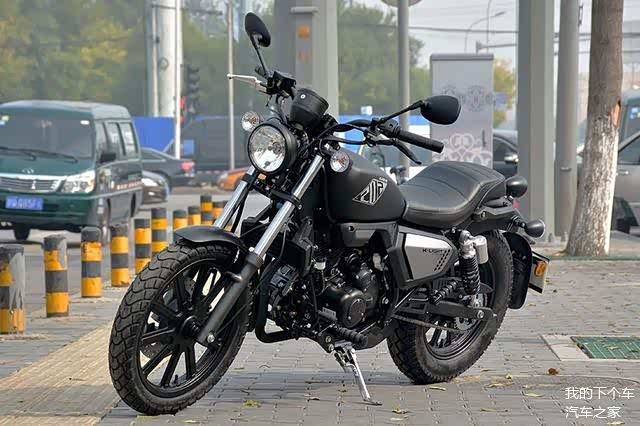 等不到大魔王看看钱江小哈雷197cc引擎cbs售10980元