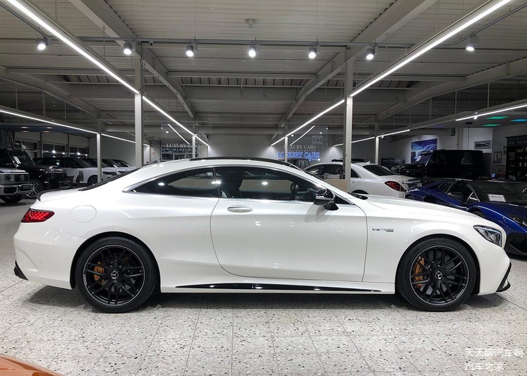 奔驰最美的车型全新奔驰amgs63轿跑车实拍网友太美了