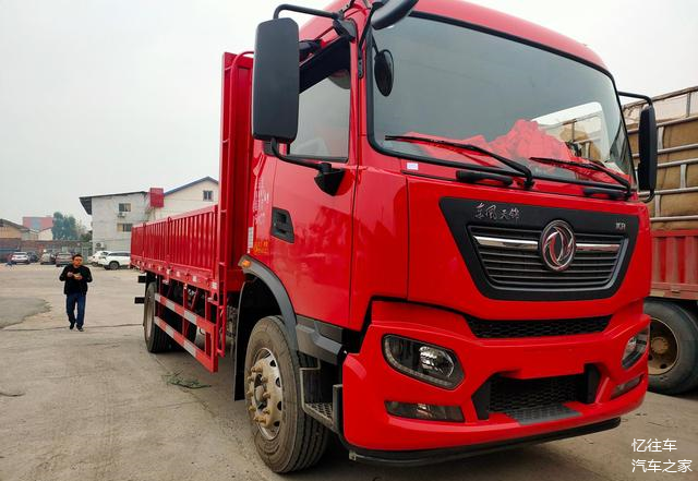 按高速收费新规两轴车最多可载重18吨会不会迎来买车热潮