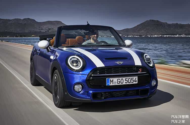 敞篷轿跑排行_当下7款最拉风的敞篷豪华跑车排行榜(2)