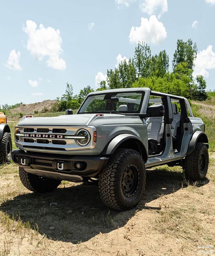 硬派的越野风格福特broncobadlands顶配版实车