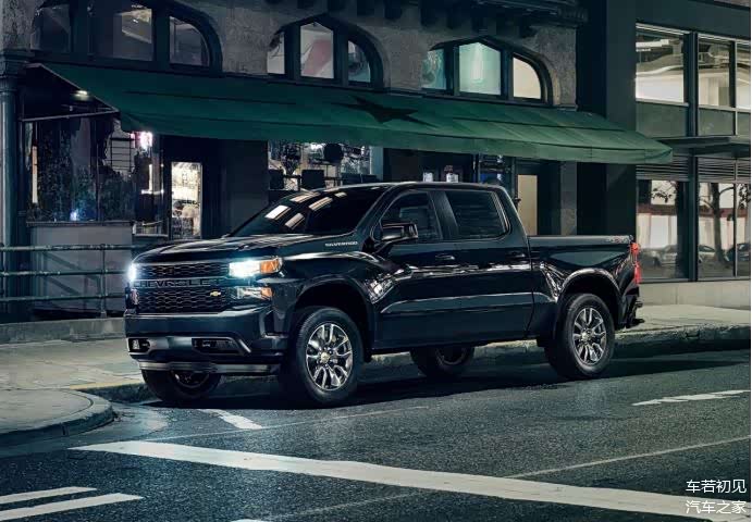 x-class留给奔驰的收获,恐怕就是在纳瓦拉底盘上塞进一台v6机.