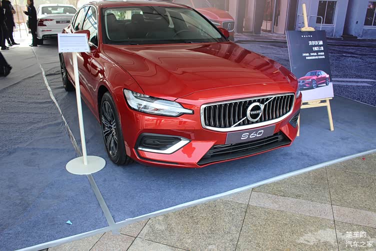 到店实拍沃尔沃s60售价28694619万元