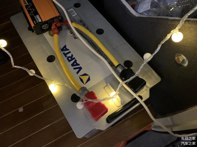 这块连续使用8个多小时,只耗损0.