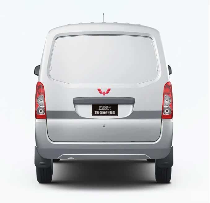 五菱荣光加长展示封窗车的洪荒之力