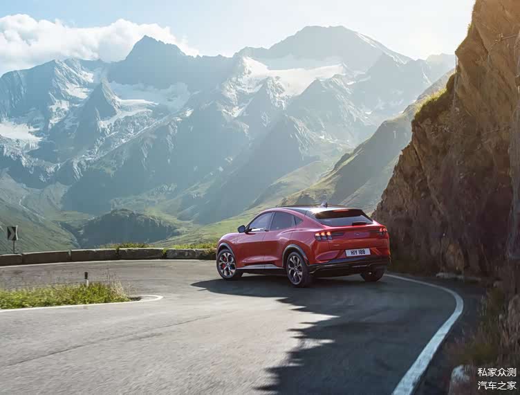 福特首款电动suv野马mache