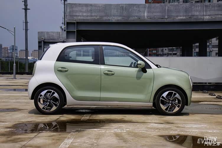 外观微调/内饰配双联屏 2022款欧拉黑猫上市售6.