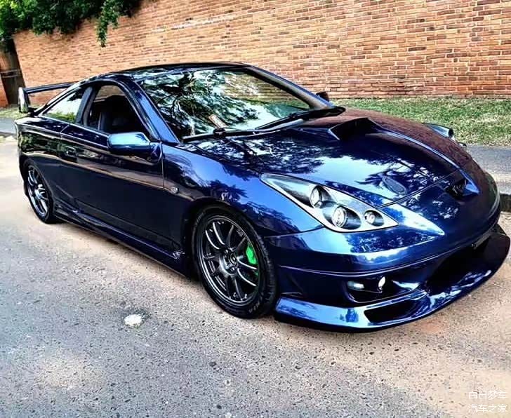 丰田celica(参数|询价)是丰田历史中一款经典跑车,它从1971年问世到