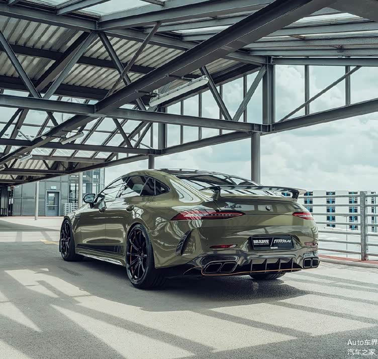 橄榄色涂装运动气场很足奔驰amggt63s实车