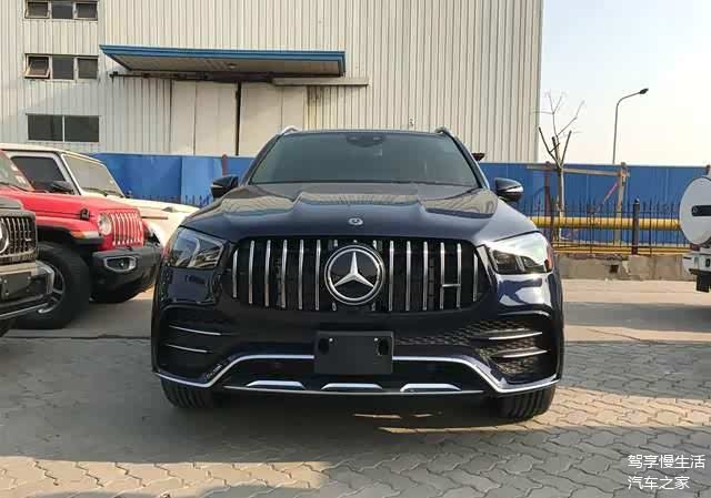 奔驰全新amg gle53实拍 售价98.88万,搭载3.0t 48v轻混系统