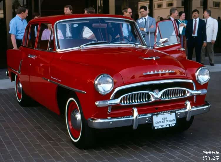 故事分享60多年前第一代丰田皇冠