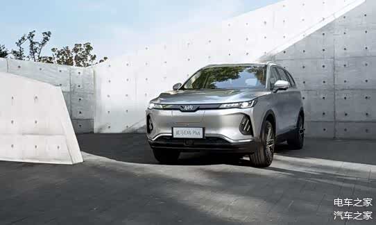 威马ex6plus400轻享版上市售价1899万续航408km