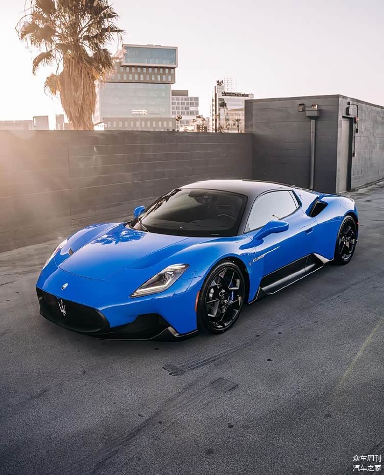 造型前卫时尚气场犀利霸气玛莎拉蒂mc20实车