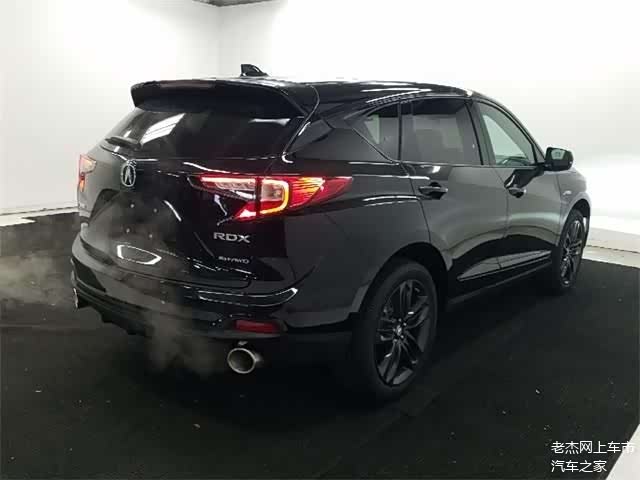 讴歌rdx黑武士帅气运动非常有档次