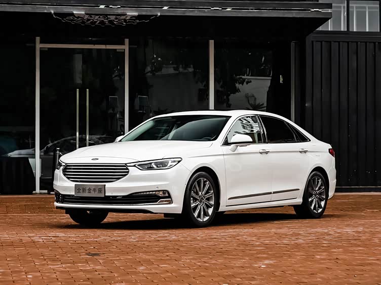 福特金牛座,动力充沛,是不错的选择