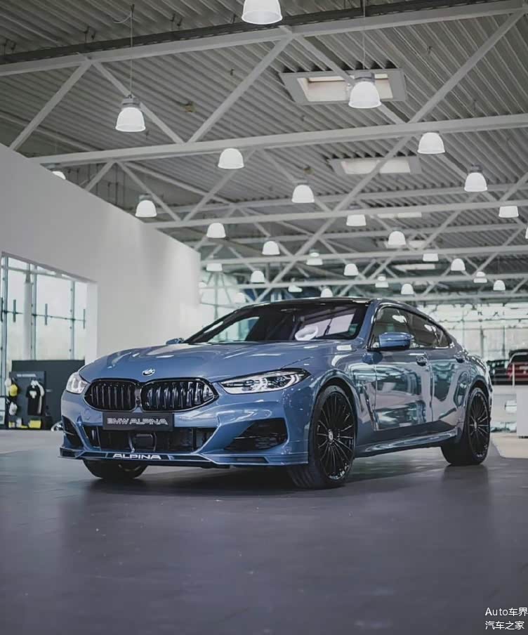 烟雾蓝低调奢华高性能阿尔宾娜b8四门轿跑车