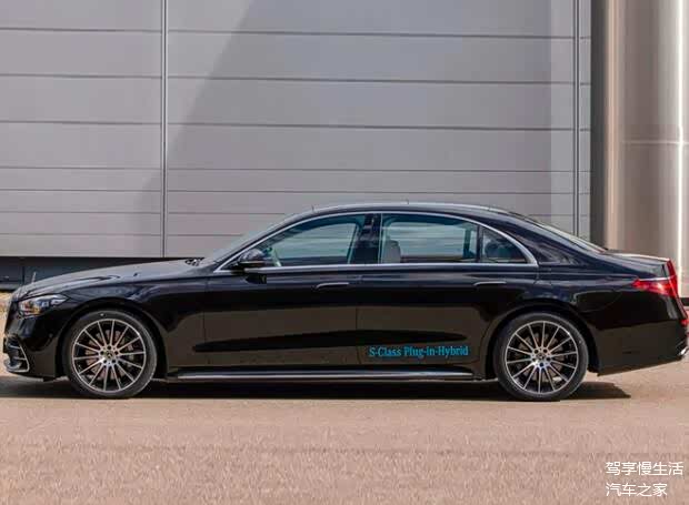 奔驰全新s级插混版海外约售100万人民币起 纯电续航100km