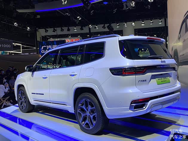 2021成都车展jeep新大指挥官正式上市2398万起售
