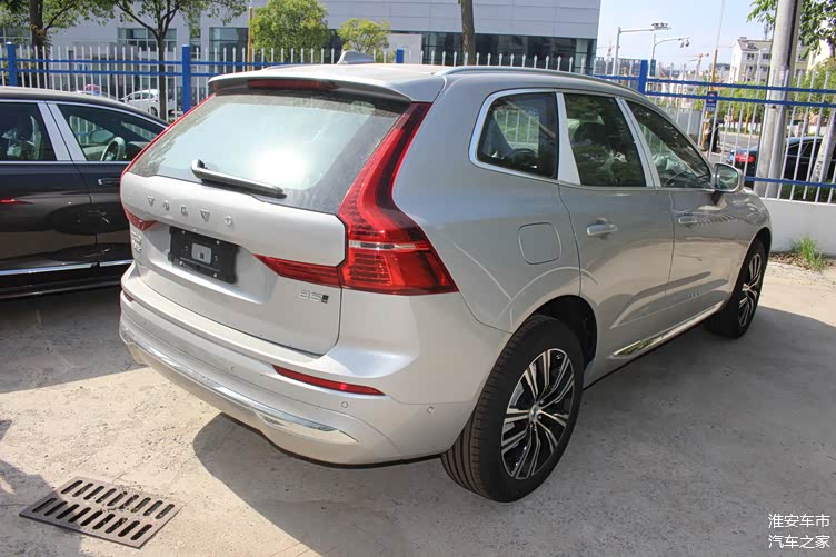 2022款沃尔沃xc60实拍价格缩水银色罕见20t配水晶档把