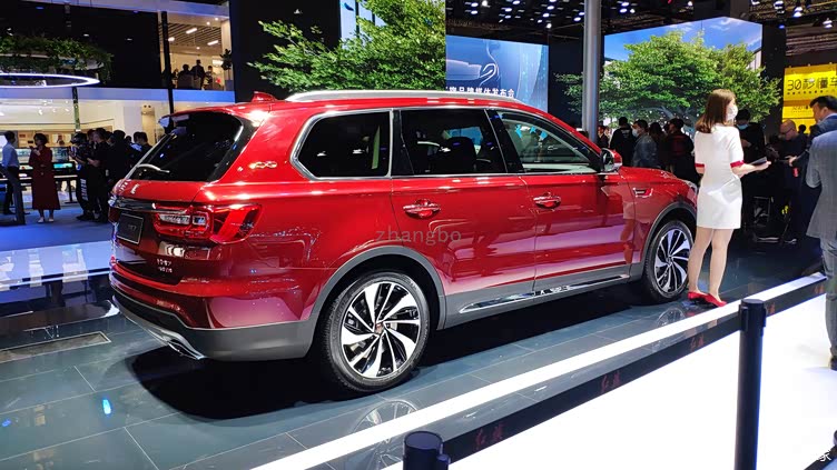 2021年上海国际车展红旗hs7红色力量版实车