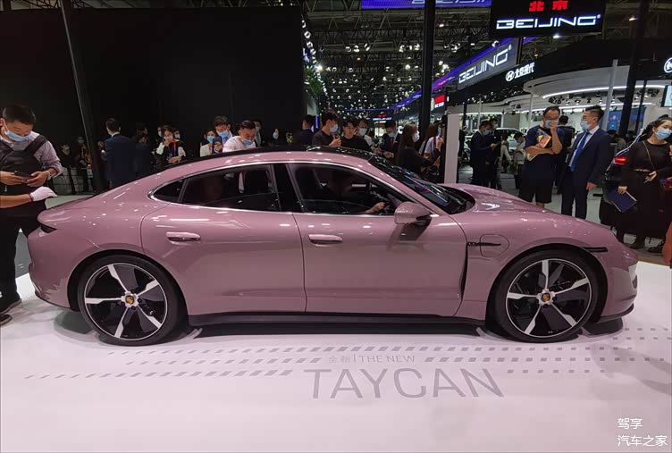 保时捷电动车上半年销量出炉快赶上911了全年有望突破4万辆