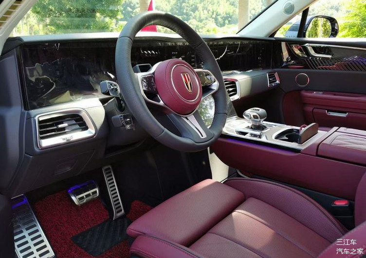 这车开出去贼高级,2021款红旗e-hs9实车,可惜没啥优惠