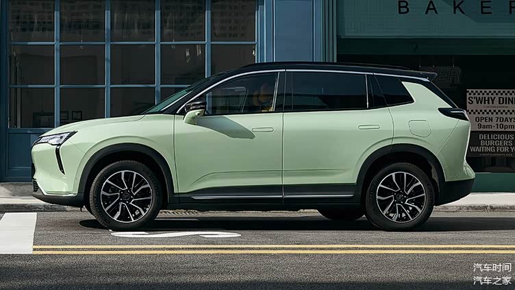 1698万起国内首台无人驾驶量产车型威马w6正式上市