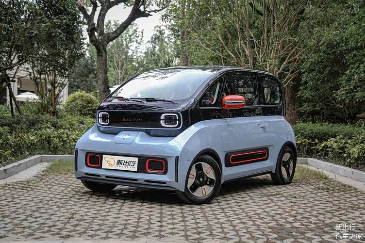 售价698788万元宝骏kiwiev正式上市