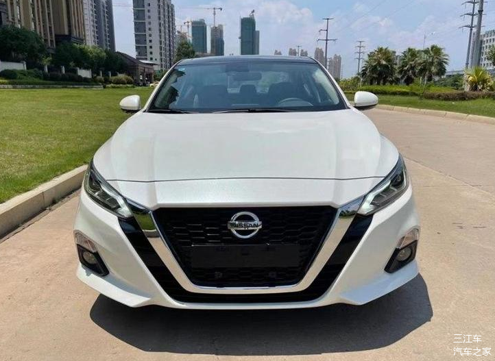 郑州探店2021款日产天籁全系让利25万销售裸车价低至1548万