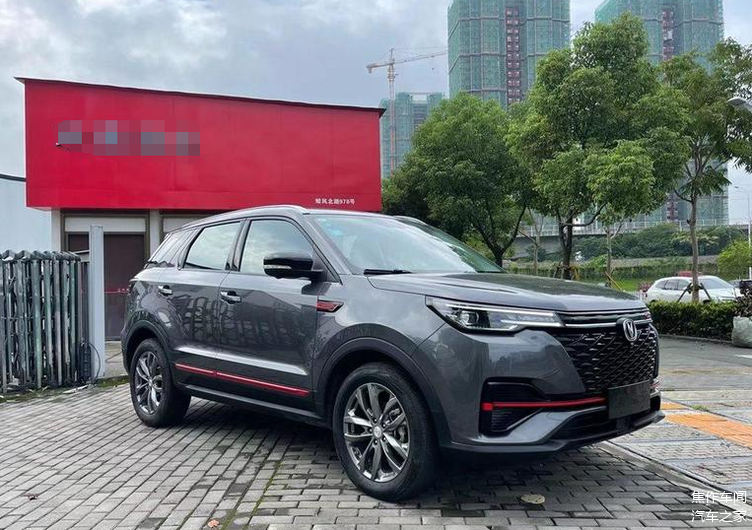 为年轻人量身定做,2021款长安cs55 plus实拍,裸车价8.