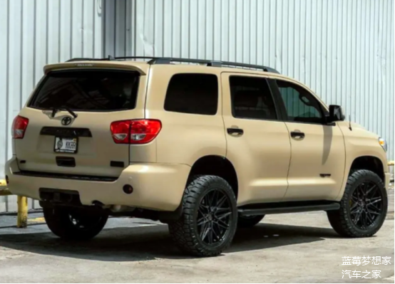 搭载v8发动机霸气到让陆巡汗颜红杉trd运动版海外实拍