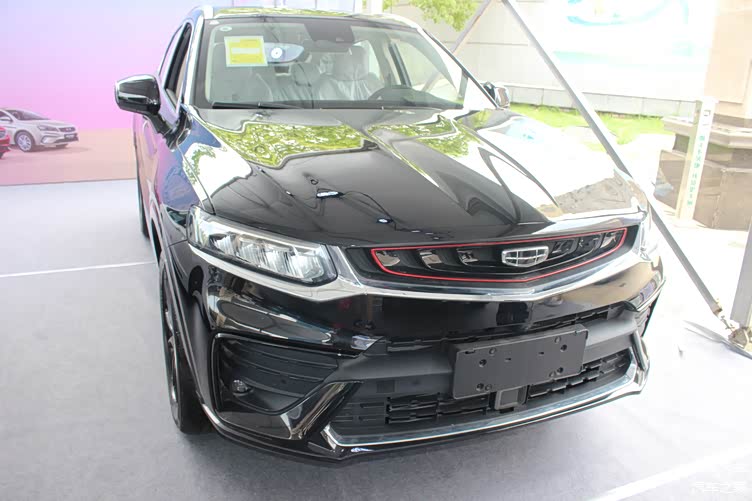 2020款吉利星越实车现身黑色涂装运动动力输出强劲配置完善