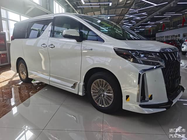 21款丰田埃尔法现车图集高清赏析