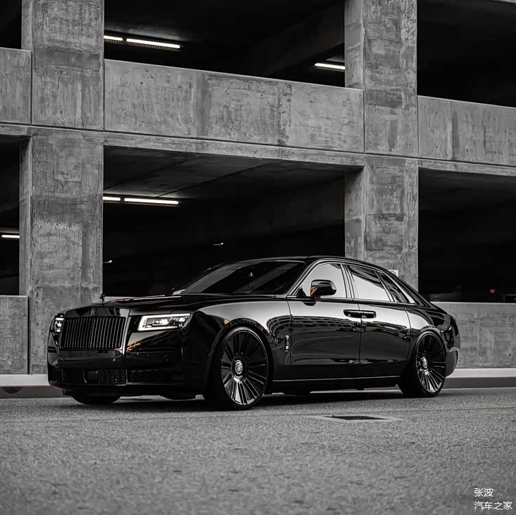 全新劳斯莱斯古思特实车全黑的真帅奢华感很强