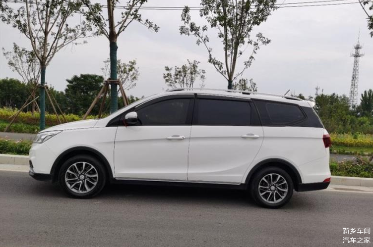 确实够便宜了无法优惠2021款宝骏730平价销售裸车价738万起