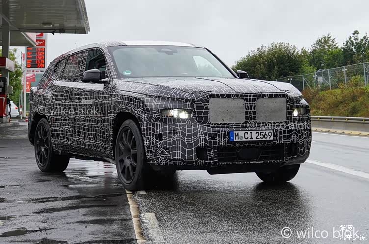 全新宝马x8谍照旗舰suv运动的风格